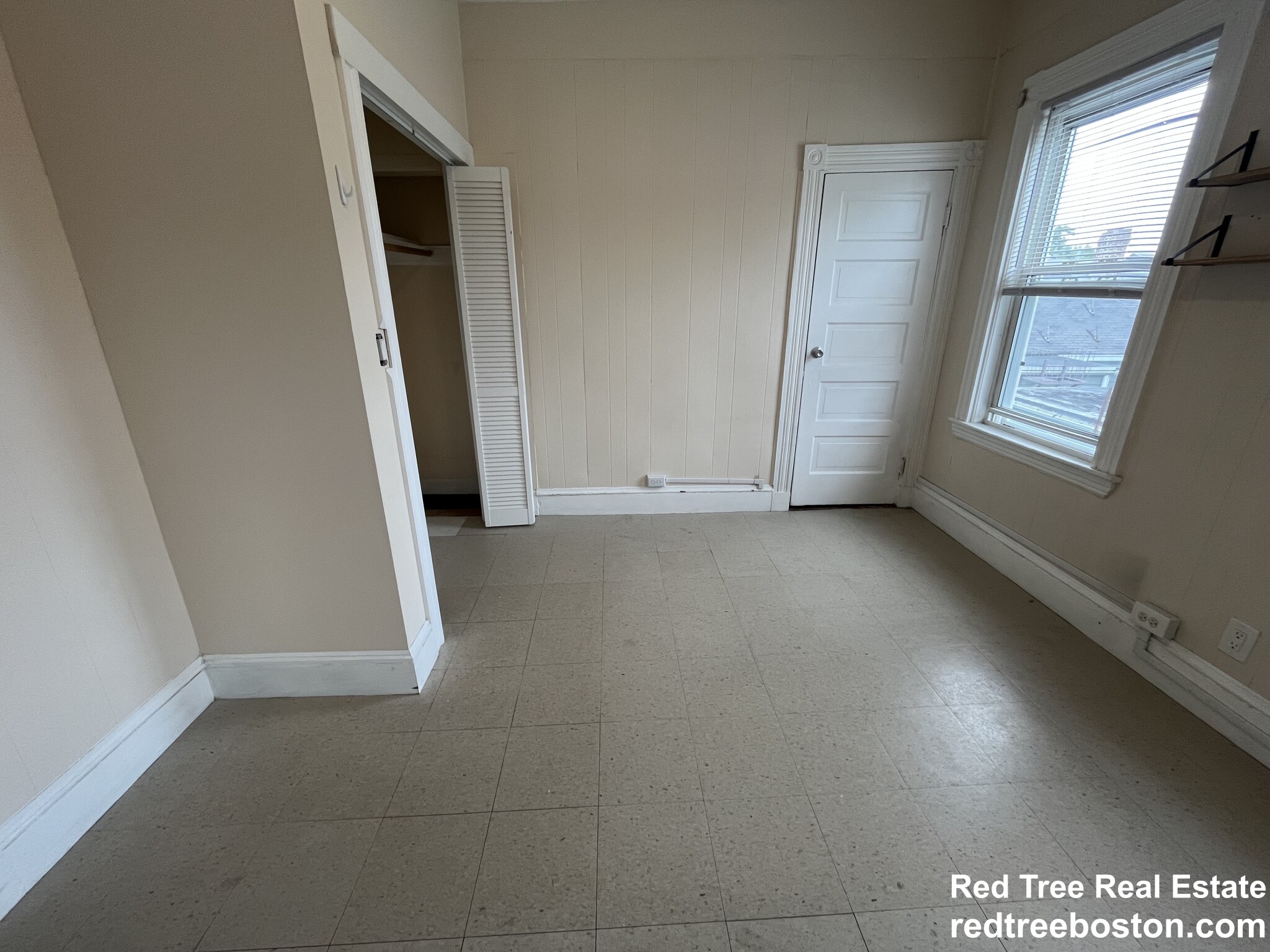 4 bed, 1.5 bath apartment for rent at 175 River Unit 3, Cambridgeport — photo 4 of 21