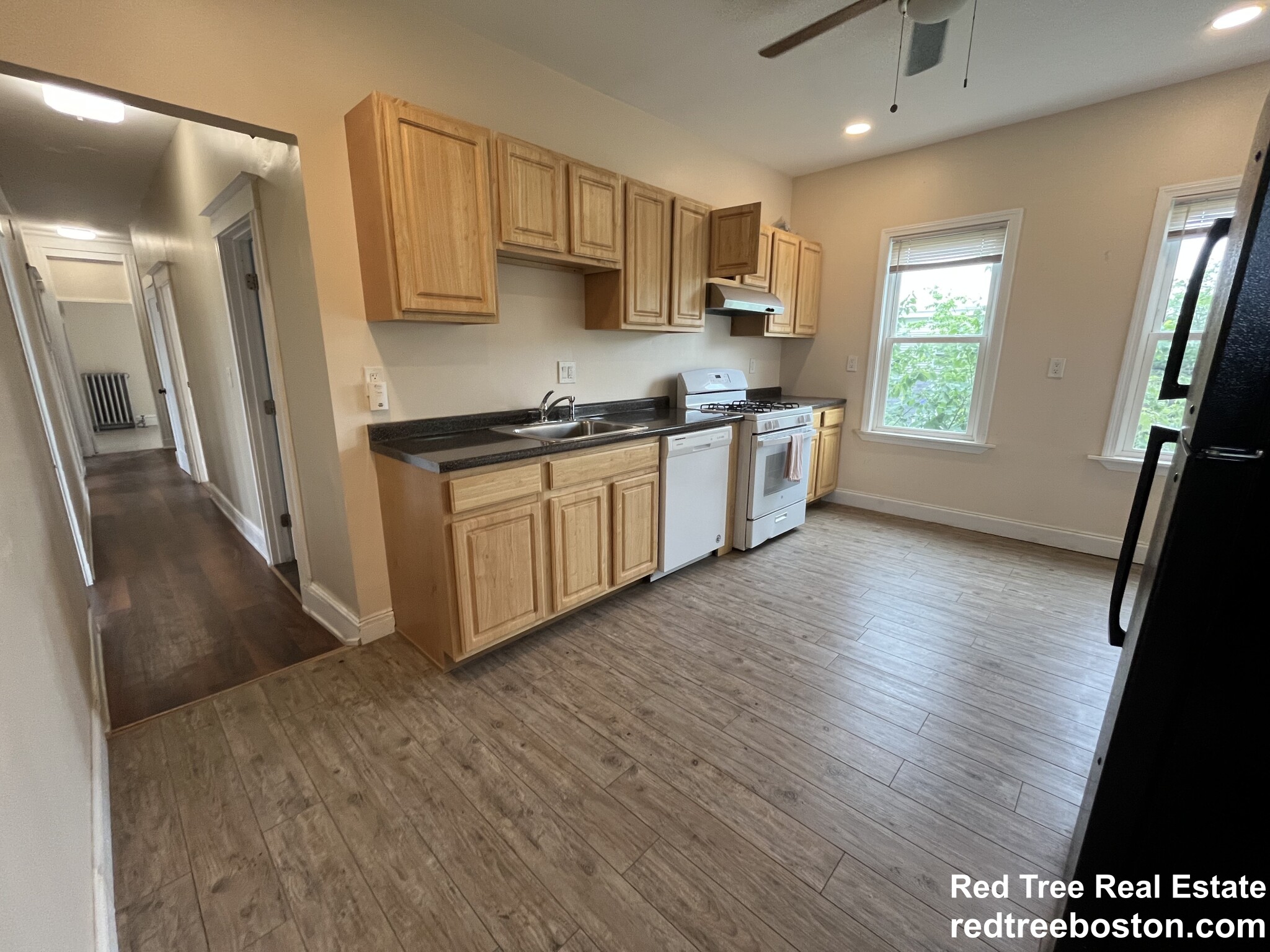 4 bed, 1.5 bath apartment for rent at 175 River Unit 3, Cambridgeport — photo 10 of 21