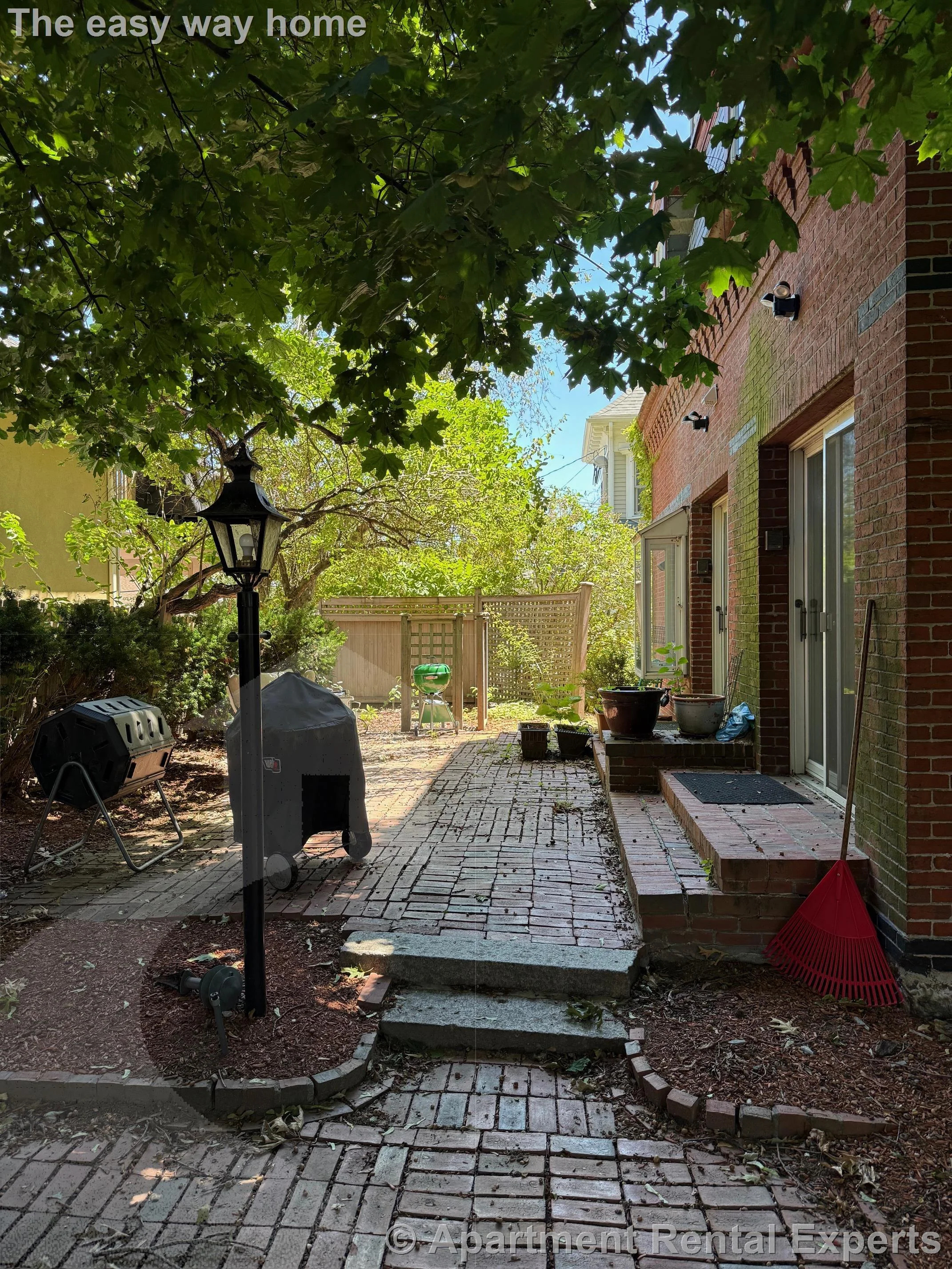 1 bed, 1 bath apartment for rent at 175 Summer St Unit 3, Spring Hill — photo 1 of 7