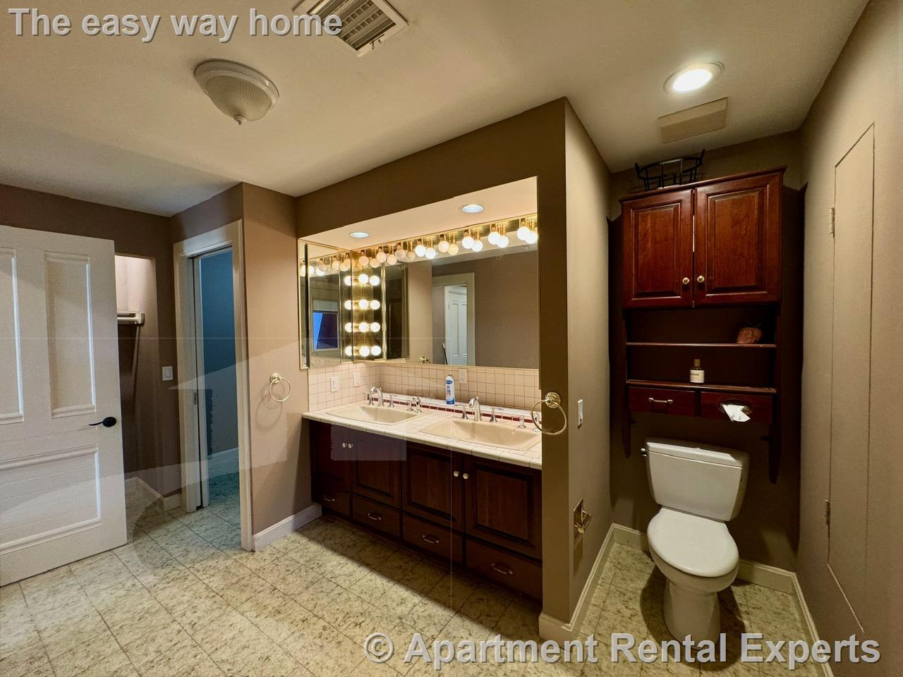 1 bed, 1 bath apartment for rent at 175 Summer St Unit 5, Spring Hill — photo 11 of 12