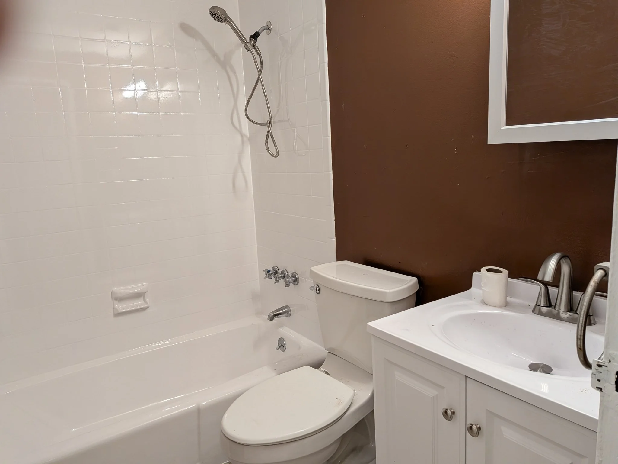 1 bed, 1 bath apartment for rent at 175 Ward St Unit 28, Revere — photo 3 of 14