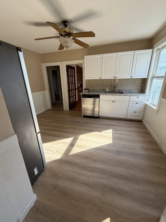 3 bed, 1 bath apartment for rent at 175 Warren St Unit 1, Newton Centre — photo 1 of 9