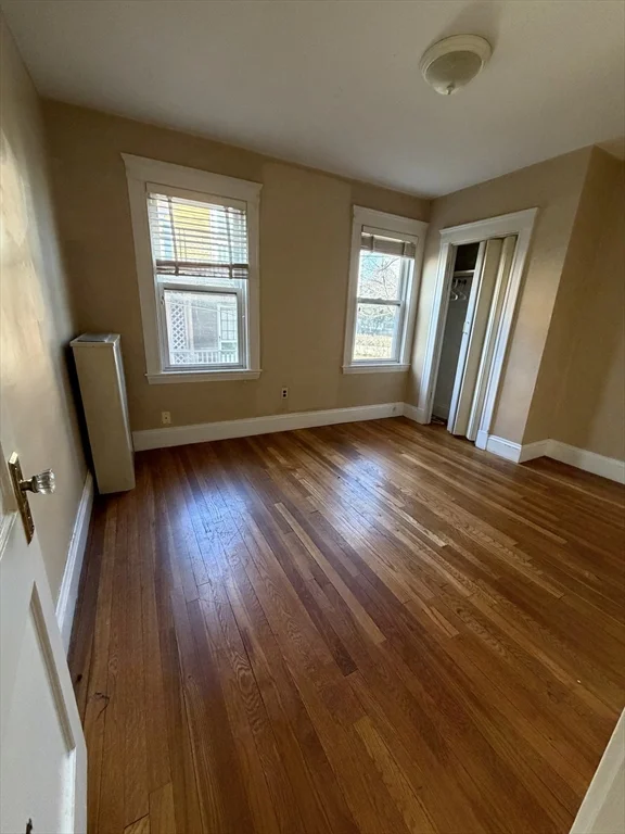 3 bed, 1 bath apartment for rent at 175 Warren St Unit 1, Newton Centre — photo 7 of 9