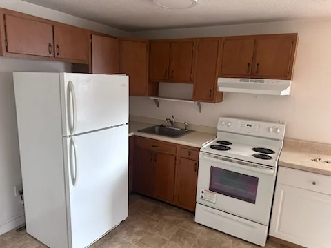 1 bed, 1 bath apartment for rent at 175 West Wyoming Ave Unit 40, Melrose — photo 4 of 21