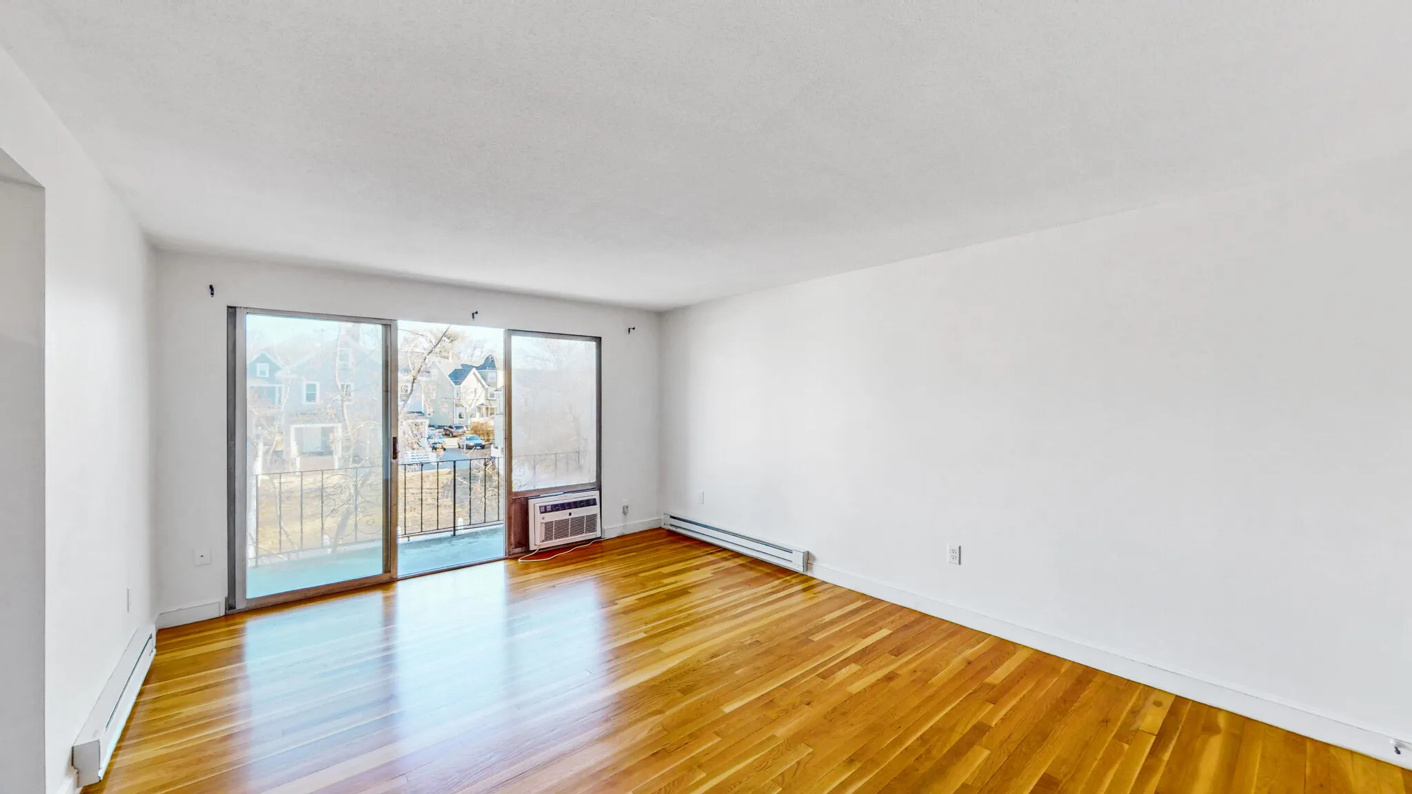 2 bed, 1 bath apartment for rent at 175 West Wyoming Ave Unit 42, Melrose — photo 2 of 27