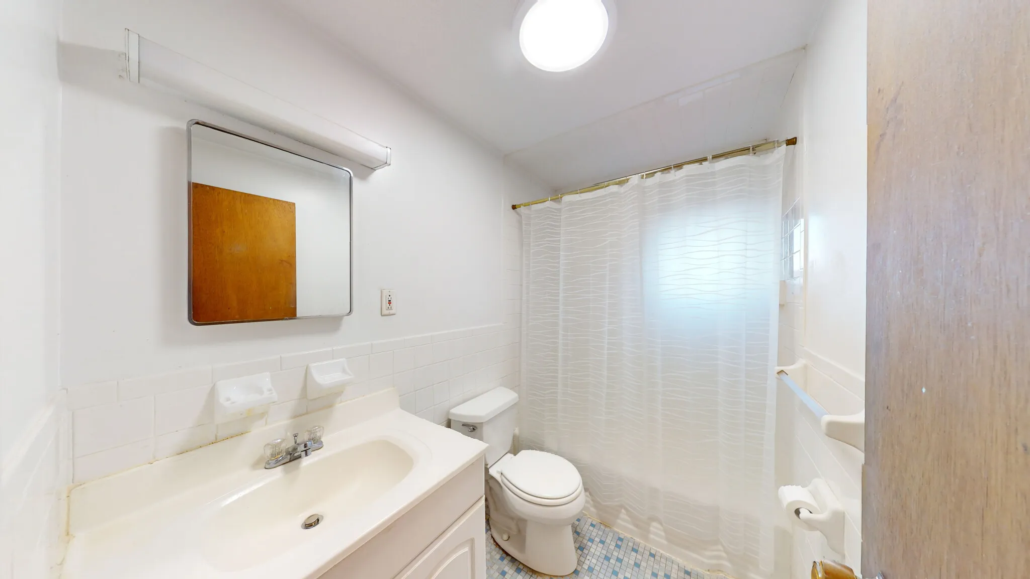 2 bed, 1 bath apartment for rent at 175 West Wyoming Ave Unit 46, Melrose — photo 11 of 17
