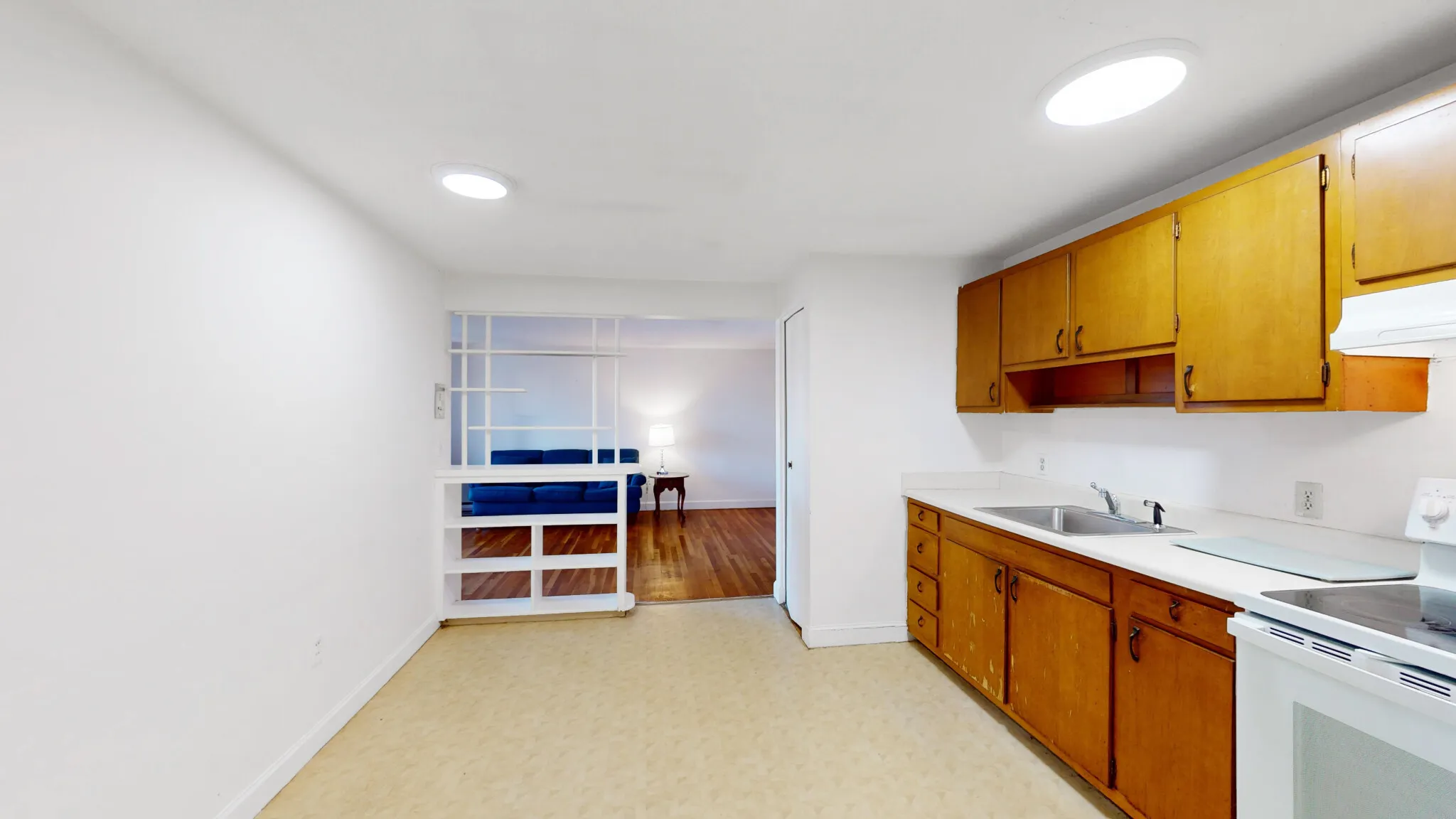 2 bed, 1 bath apartment for rent at 175 West Wyoming Ave Unit 46, Melrose — photo 6 of 17
