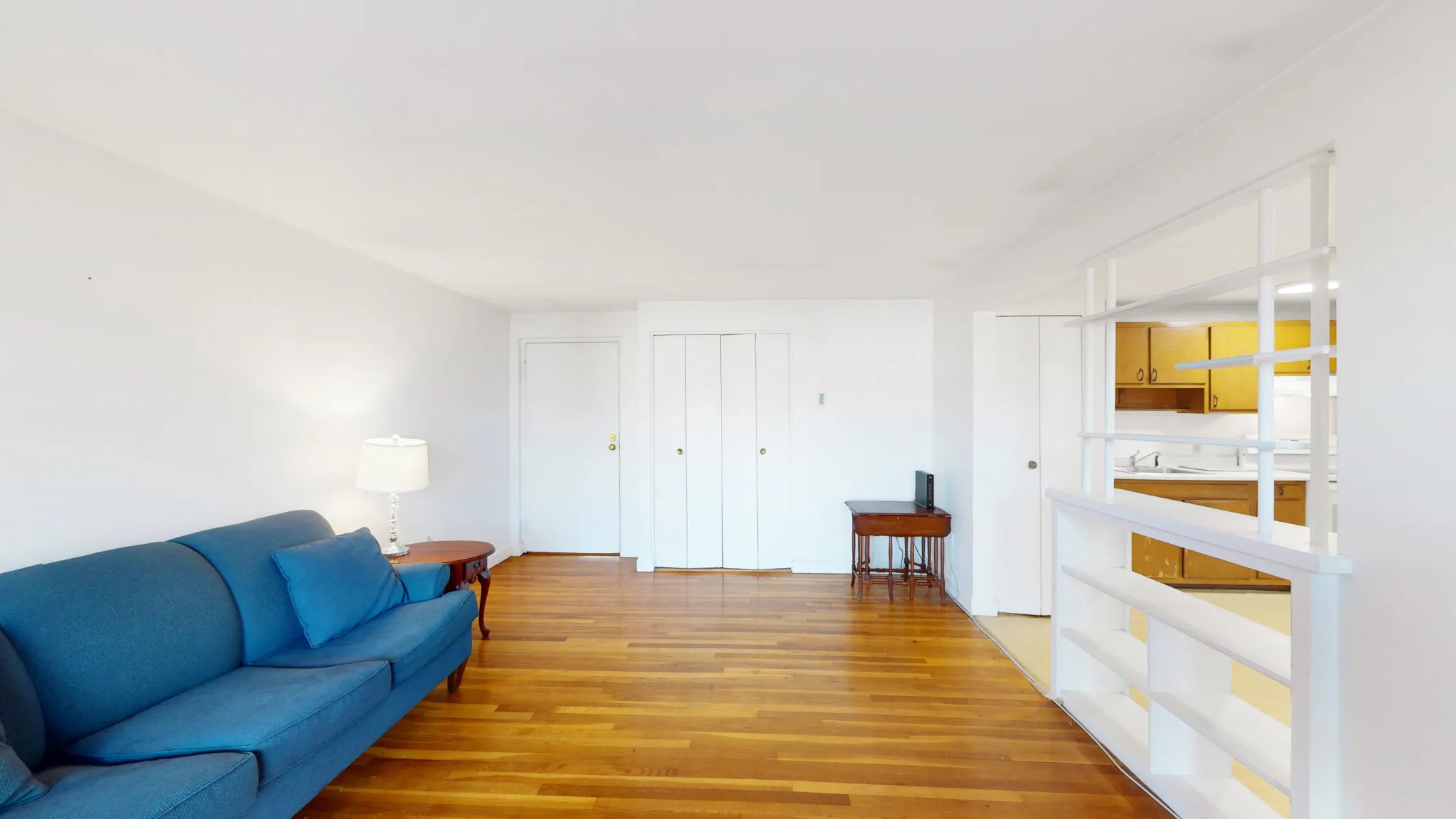 2 bed, 1 bath apartment for rent at 175 West Wyoming Ave Unit 46, Melrose — photo 3 of 17
