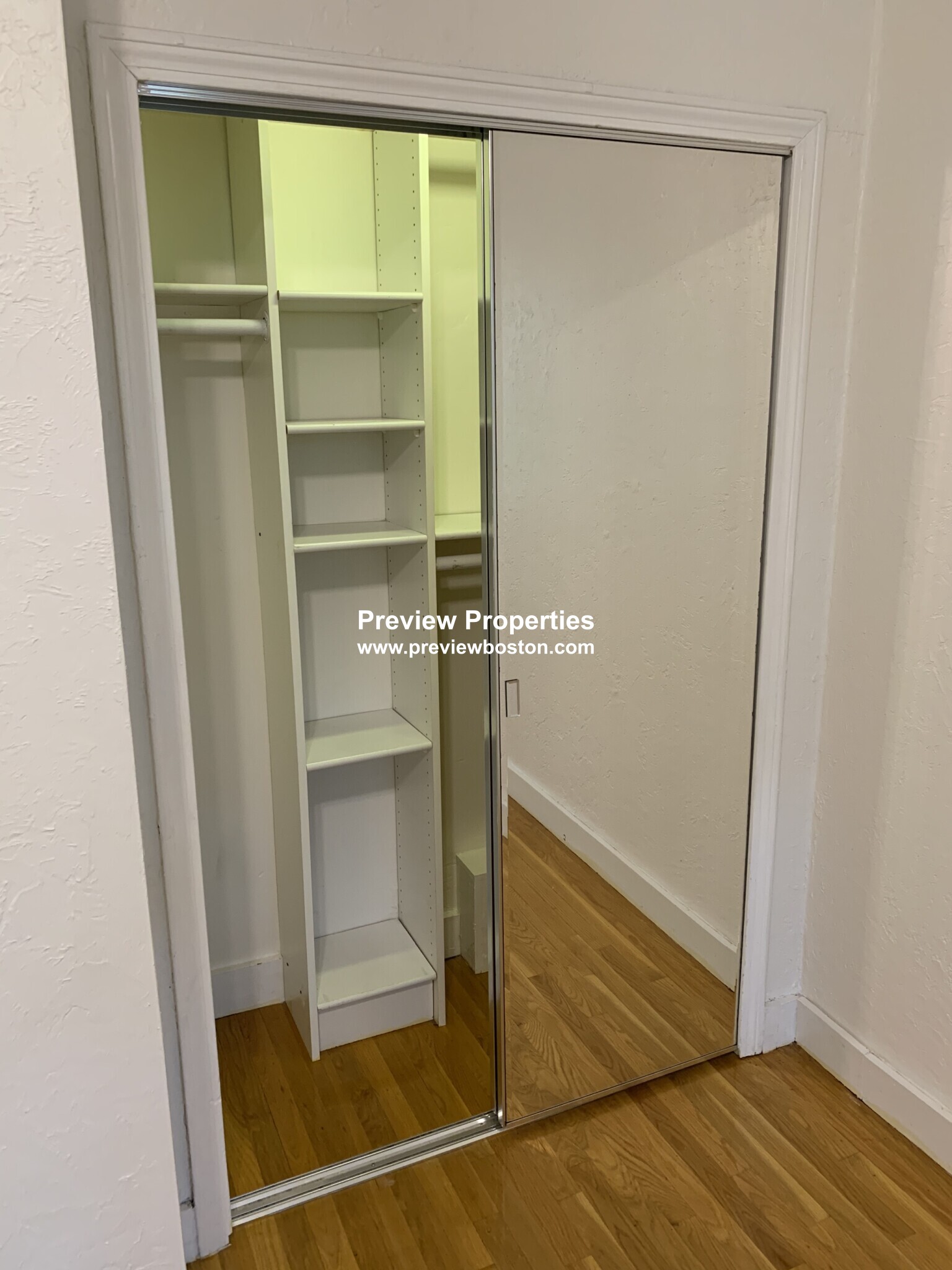 2 bed, 1 bath apartment for rent at 1750 Commonwealth Ave Unit 10, Brighton