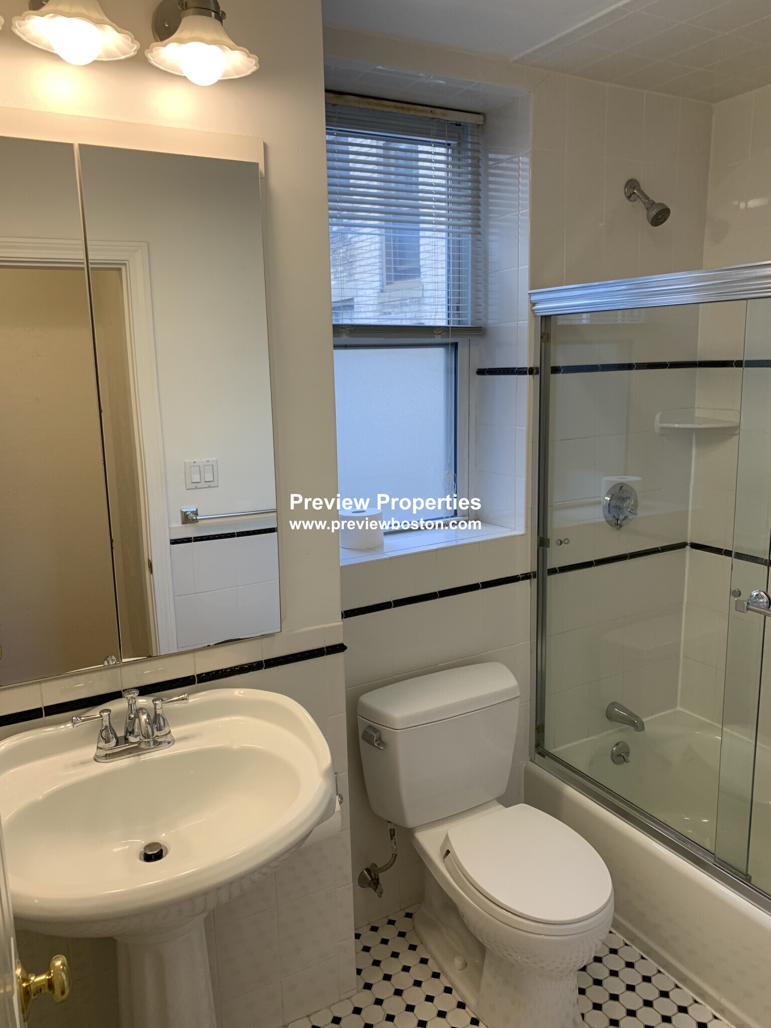 2 bed, 1 bath apartment for rent at 1750 Commonwealth Ave Unit 10, Brighton — photo 71 of 78