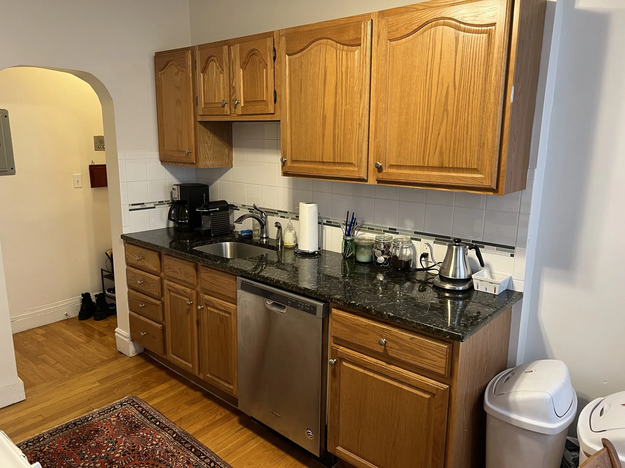 2 bed, 1 bath apartment for rent at 1750 Commonwealth Ave Unit 5, Brighton — photo 5 of 12