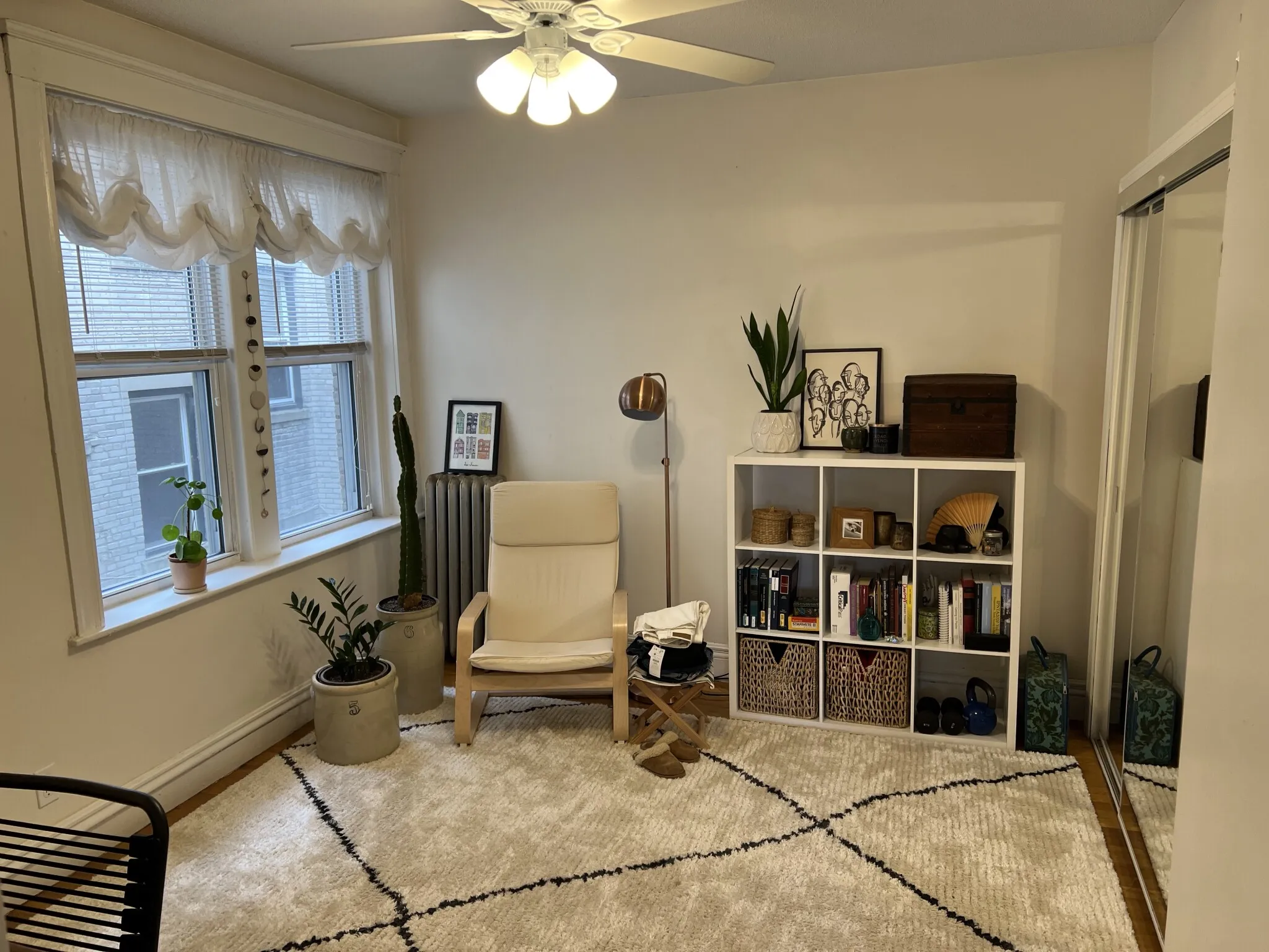2 bed, 1 bath apartment for rent at 1750 Commonwealth Ave Unit 5, Brighton — photo 7 of 12
