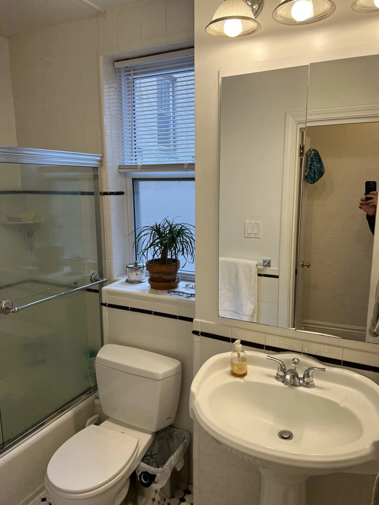 2 bed, 1 bath apartment for rent at 1750 Commonwealth Ave Unit 5a, Brighton — photo 15 of 27