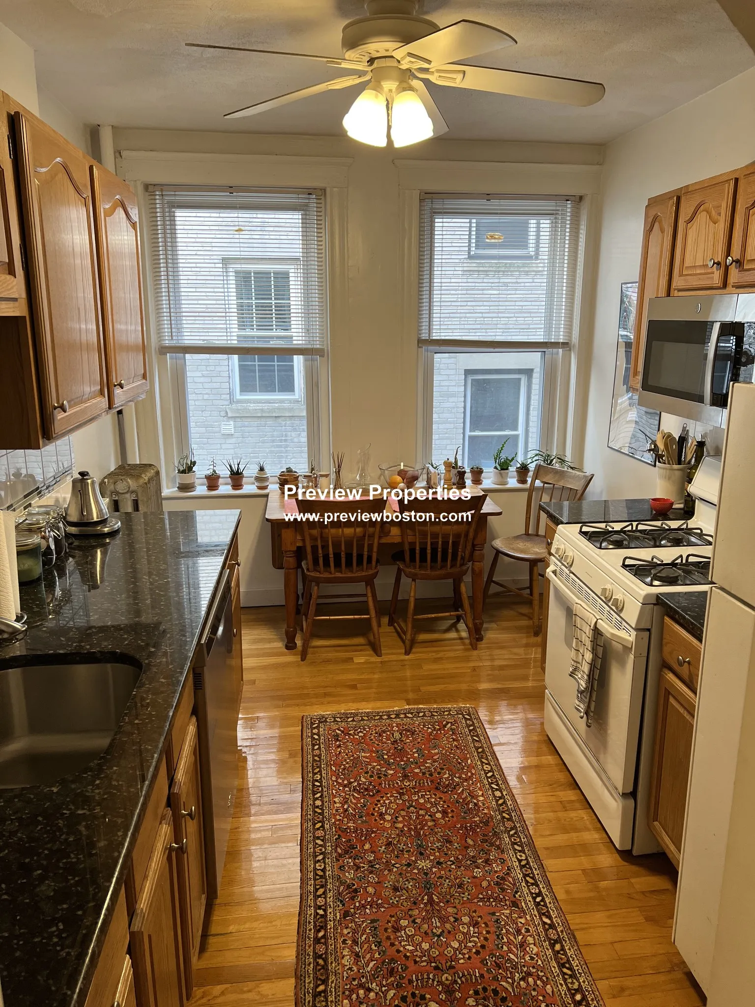 2 bed, 1 bath apartment for rent at 1750 Commonwealth Ave Unit 5P, Brighton