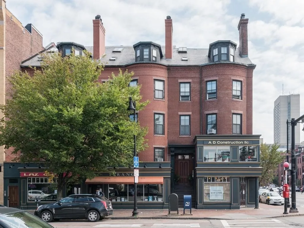 1 bed, 1 bath apartment for rent at 1750 Washington St Unit 1, South End — photo 8 of 8