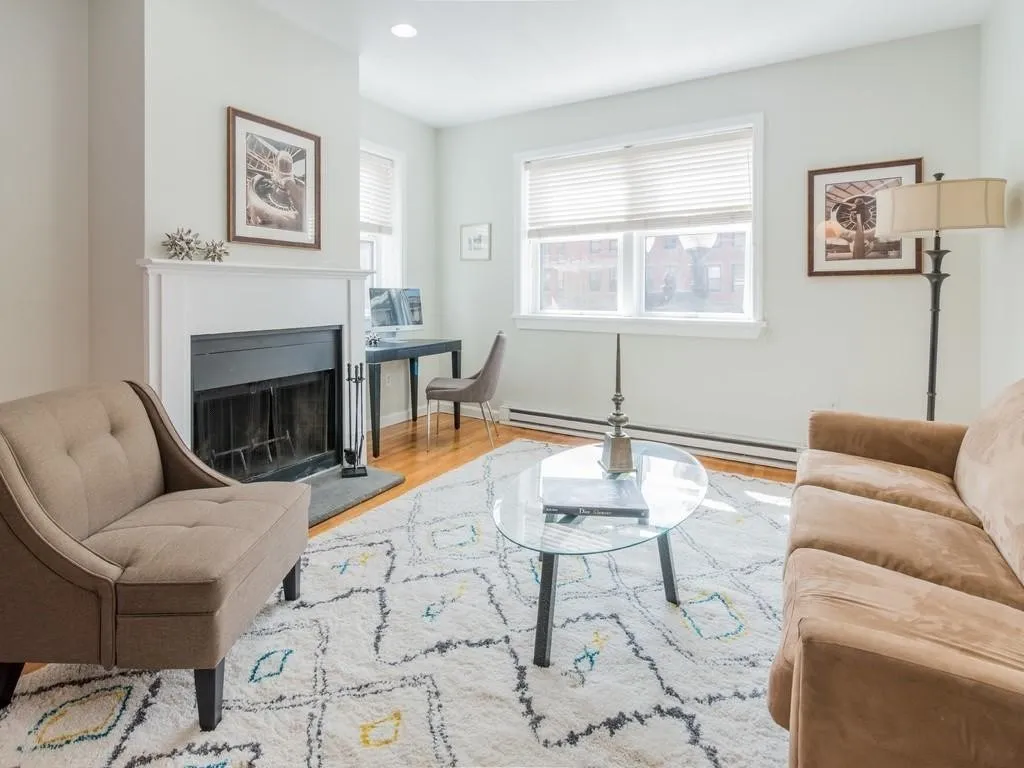 1 bed, 1 bath apartment for rent at 1750 Washington St Unit 1, South End — photo 3 of 8