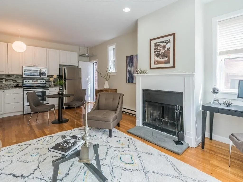 1 bed, 1 bath apartment for rent at 1750 Washington St Unit 1, South End — photo 1 of 8
