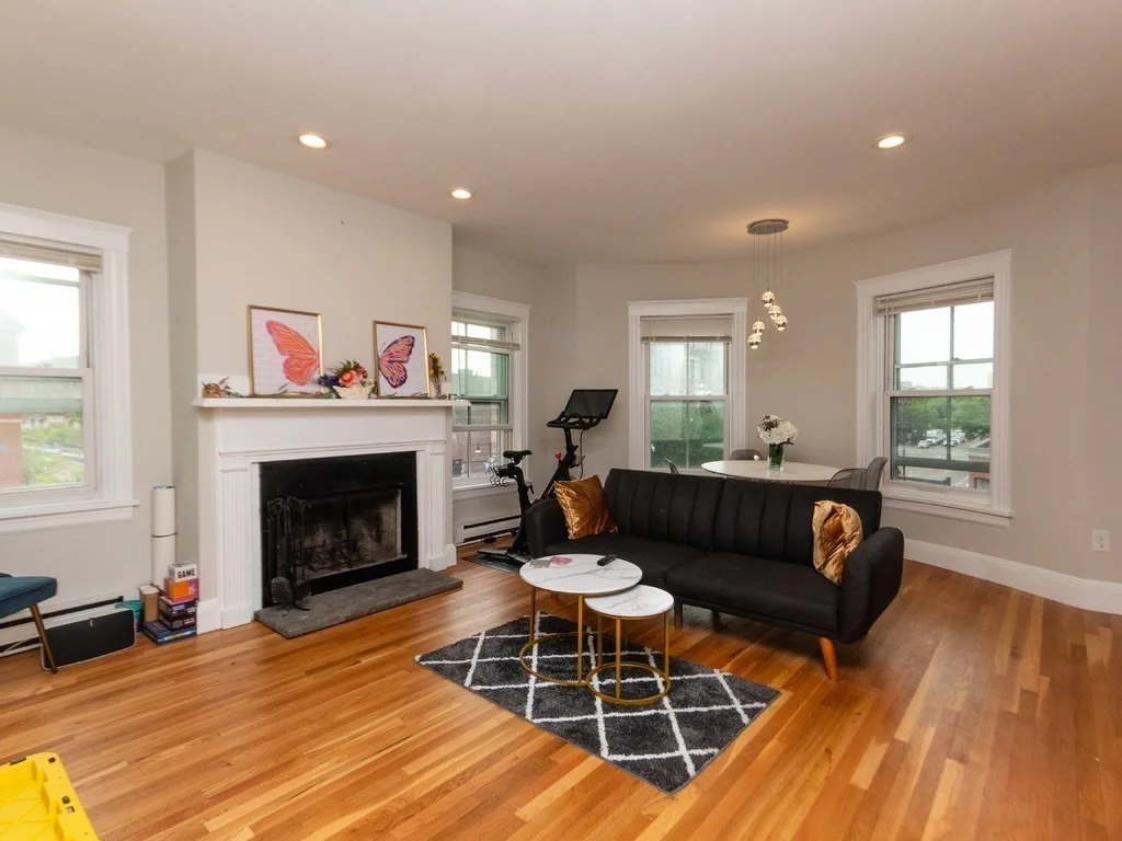 2 bed, 1 bath apartment for rent at 1750 Washington St Unit 4, South End — photo 4 of 11