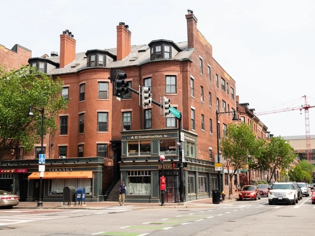 2 bed, 1 bath apartment for rent at 1750 Washington St Unit 4, South End — photo 1 of 11