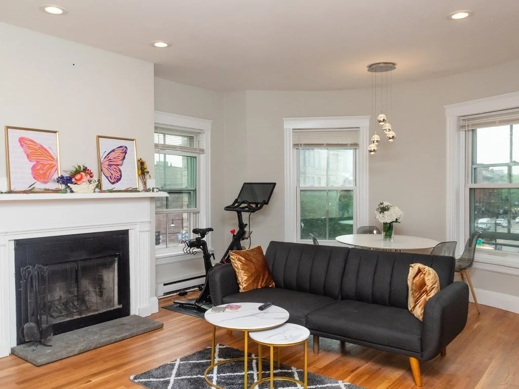 2 bed, 1 bath apartment for rent at 1750 Washington St Unit 4, South End — photo 5 of 11