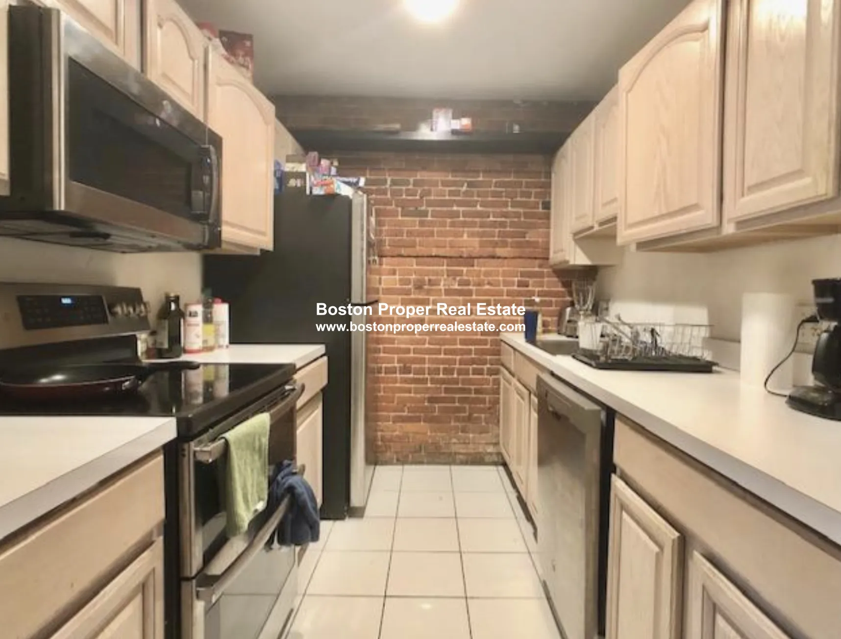 3 bed, 1 bath apartment for rent at 1750 Washington St Unit 8, South End — photo 4 of 5