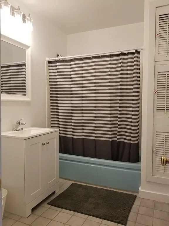 5 bed, 3 bath apartment for rent at 1751 Commonwealth Ave Unit 1, Brighton — photo 12 of 22