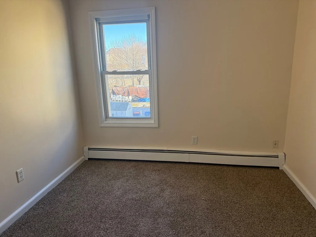 3 bed, 1 bath apartment for rent at 1753 E Rodney French Blvd Unit 3, South End — photo 10 of 12