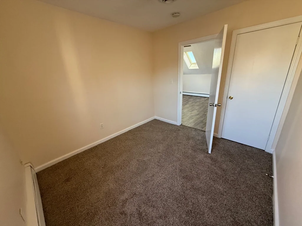 3 bed, 1 bath apartment for rent at 1753 E Rodney French Blvd Unit 3, South End — photo 11 of 12