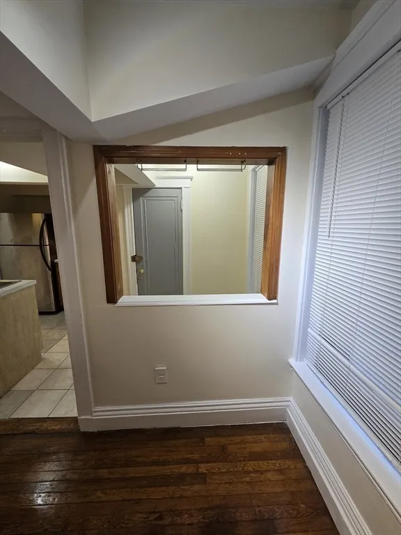2 bed, 1 bath apartment for rent at 1754 Commonwealth Ave Unit B, Brighton — photo 5 of 8