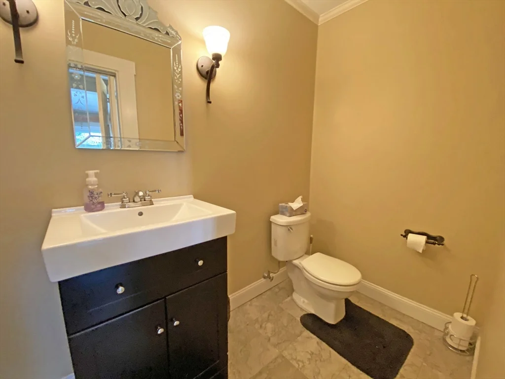 4 bed, 3 bath apartment for rent at 1754 Washington St, Auburndale — photo 14 of 24