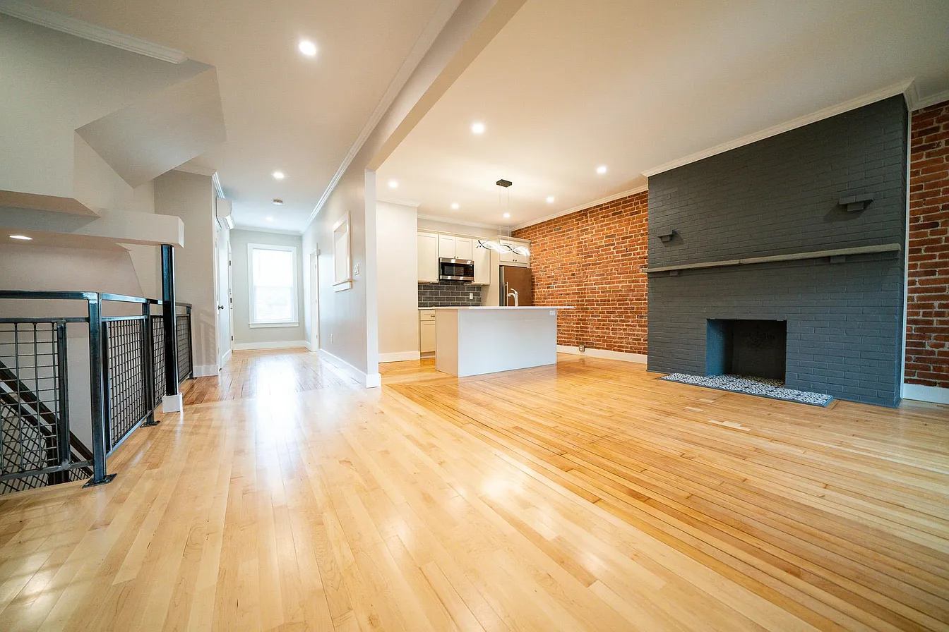 3 bed, 2 bath apartment for rent at 1755 Commonwealth Ave Unit 1, Brighton — photo 1 of 20