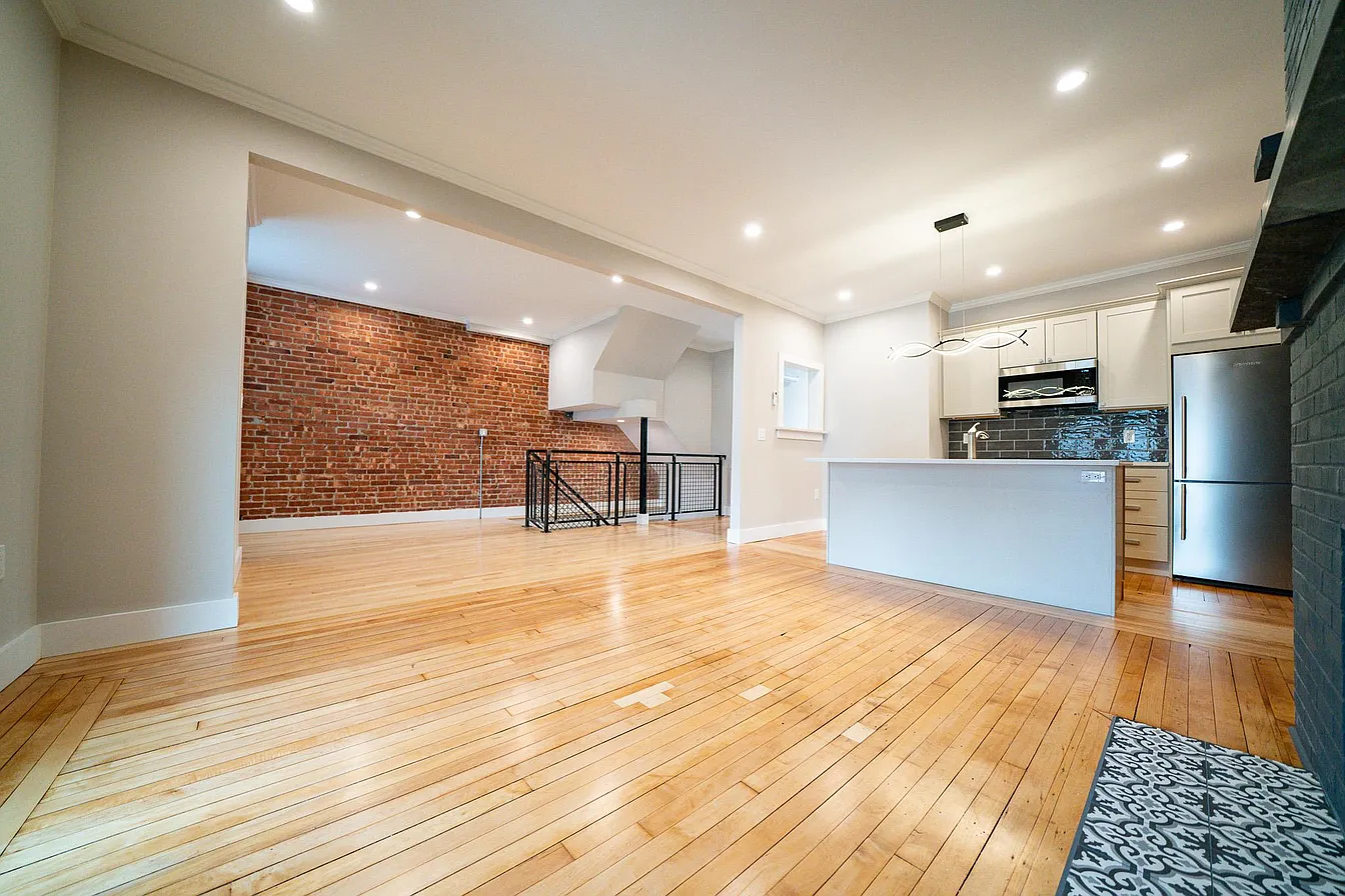 3 bed, 2 bath apartment for rent at 1755 Commonwealth Ave Unit 1, Brighton — photo 4 of 20