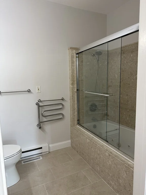 3 bed, 3 bath apartment for rent at 1757 Beacon St Unit 1, Brookline — photo 10 of 18