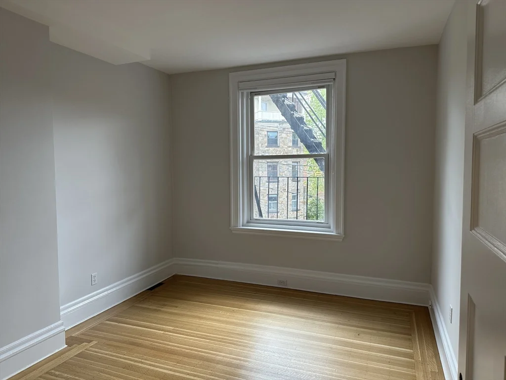 3 bed, 3 bath apartment for rent at 1757 Beacon St Unit 1, Brookline — photo 12 of 18