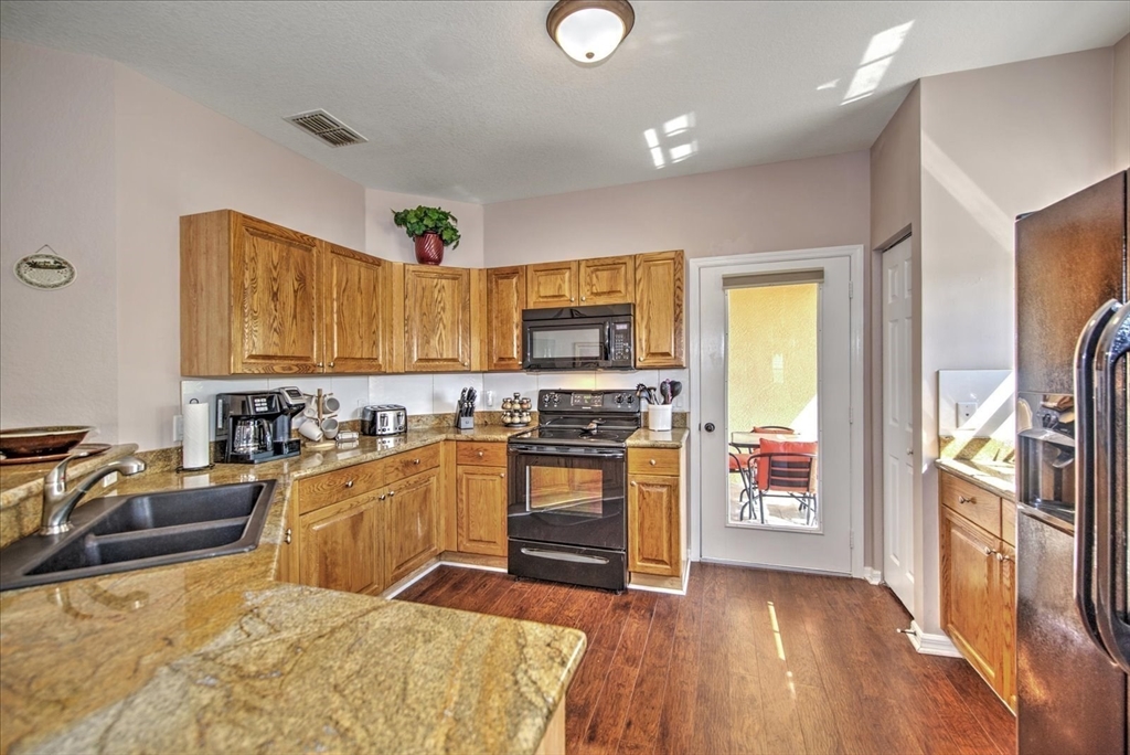 3 bed, 2 bath apartment for rent at 1757 Concordia Lake Circle Unit 3410, Cape Coral — photo 11 of 35