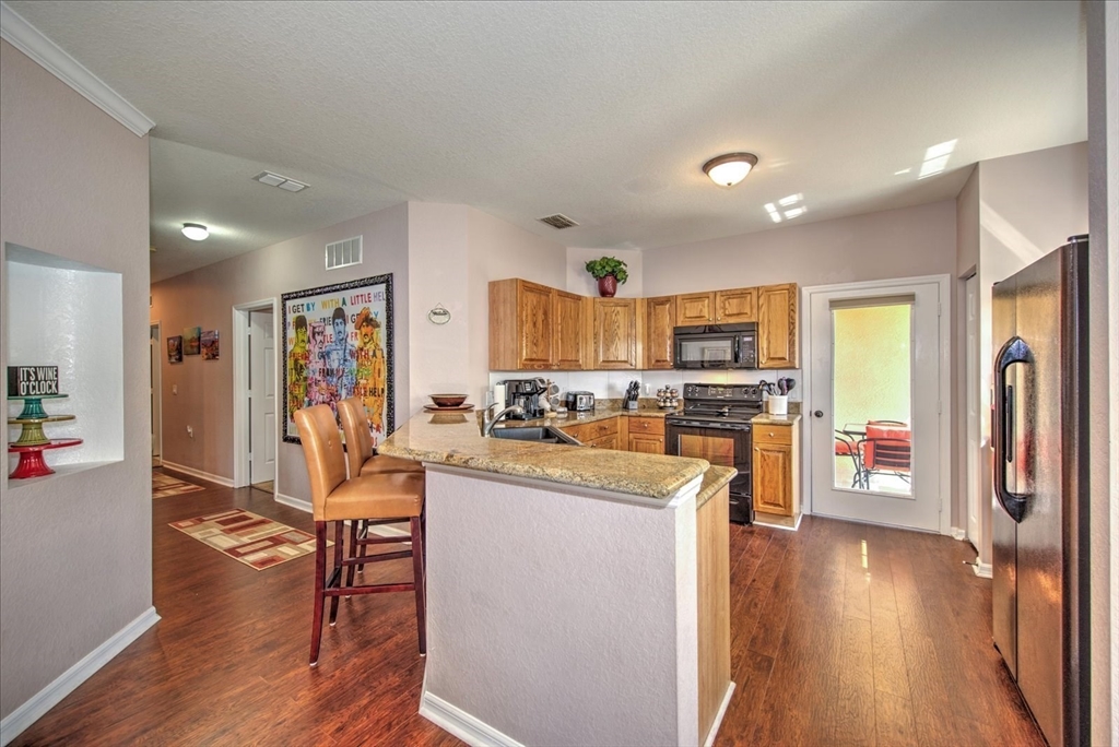 3 bed, 2 bath apartment for rent at 1757 Concordia Lake Circle Unit 3410, Cape Coral — photo 10 of 35