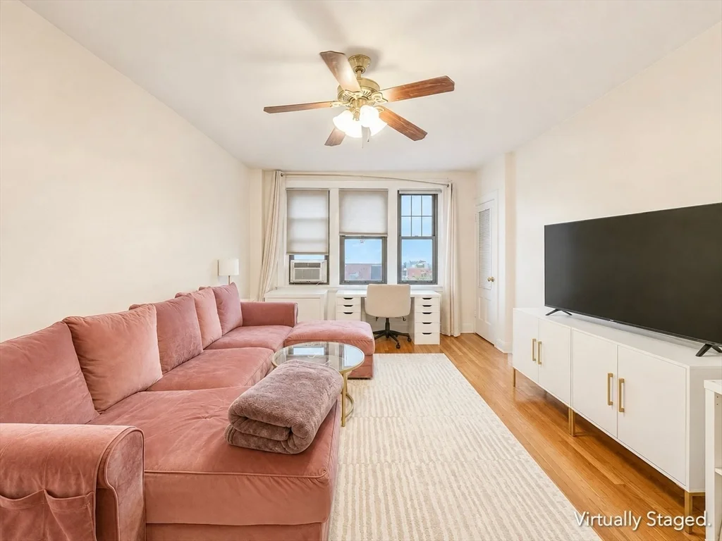 1 bed, 1 bath apartment for rent at 1758 Commonwealth Ave Unit 3, Brighton — photo 3 of 9