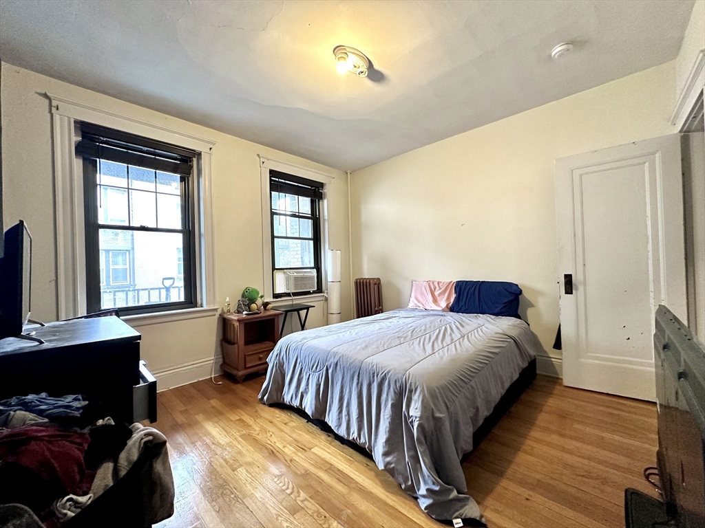 1 bed, 1 bath apartment for rent at 1758 Commonwealth Ave Unit 7, Brighton — photo 9 of 12