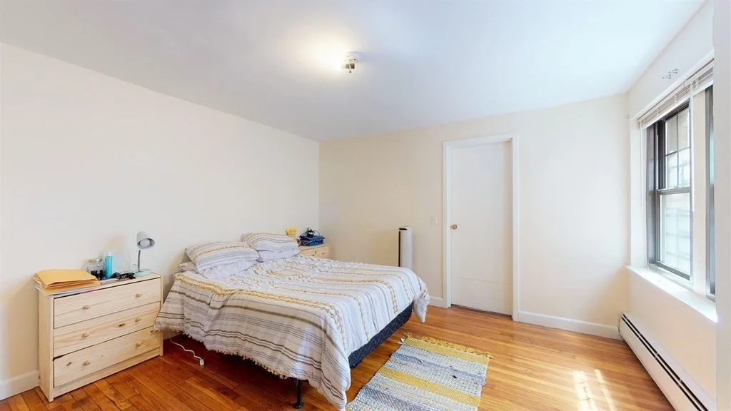 1 bed, 1 bath apartment for rent at 1758 Commonwealth Ave Unit B, Boston — photo 6 of 13