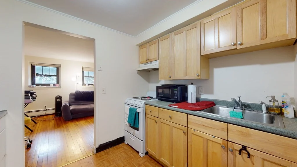 1 bed, 1 bath apartment for rent at 1758 Commonwealth Ave Unit B, Boston — photo 8 of 13