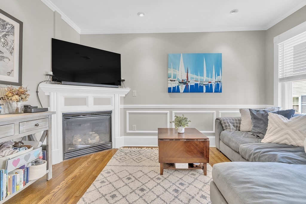 1 bed, 1 bath apartment for rent at 176 Bowen St Unit 2, South Boston — photo 4 of 11
