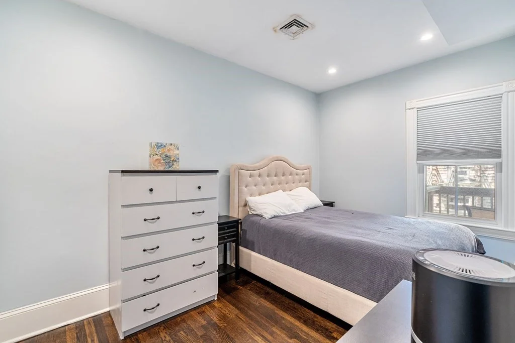 2 bed, 1 bath apartment for rent at 176 Bowen St Unit 3, South Boston — photo 8 of 19