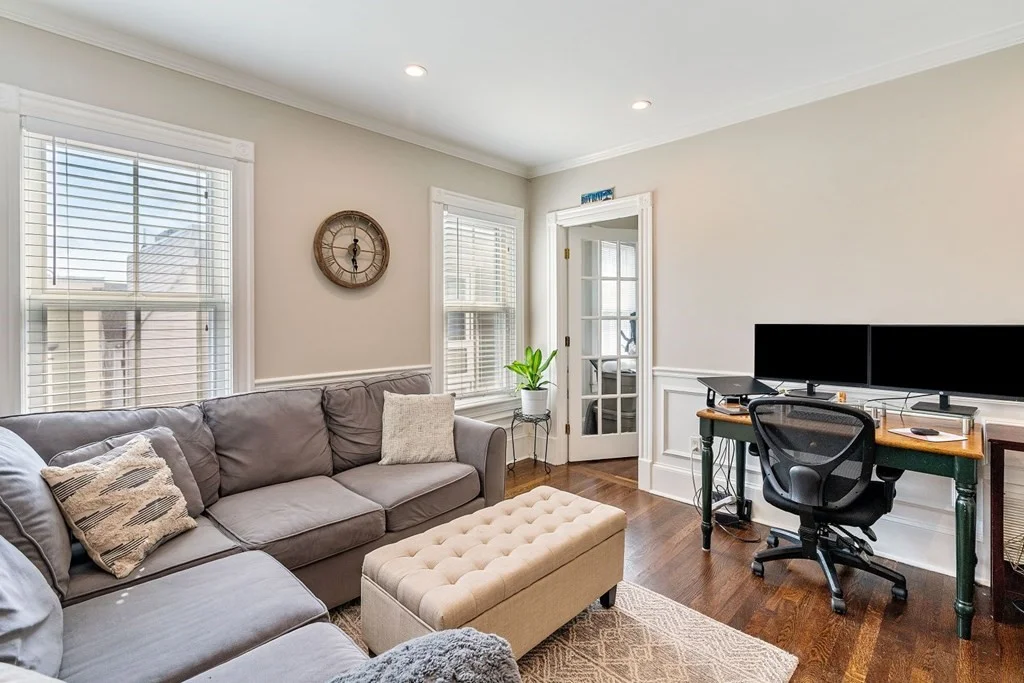 2 bed, 1 bath apartment for rent at 176 Bowen St Unit 3, South Boston — photo 2 of 19