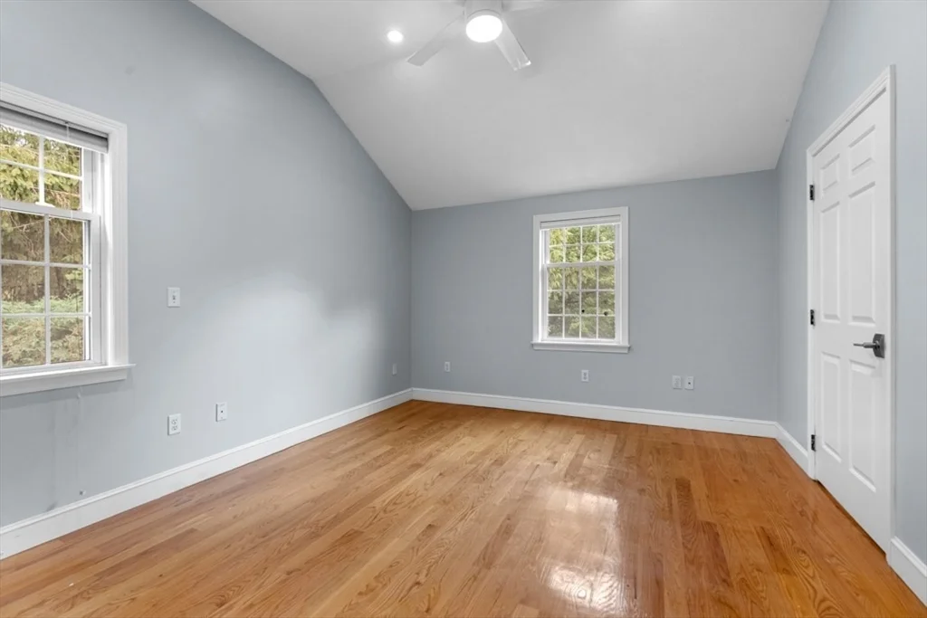 6 bed, 3 bath apartment for rent at 176 Burlington St Unit 176, Lexington — photo 13 of 24