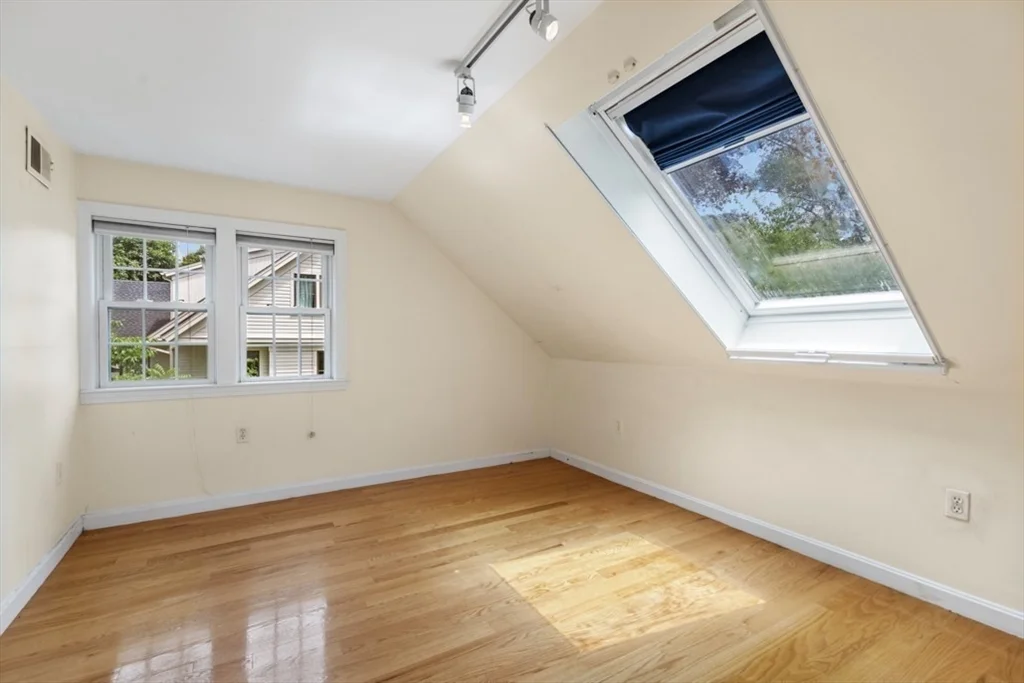 6 bed, 3 bath apartment for rent at 176 Burlington St Unit 176, Lexington — photo 21 of 24