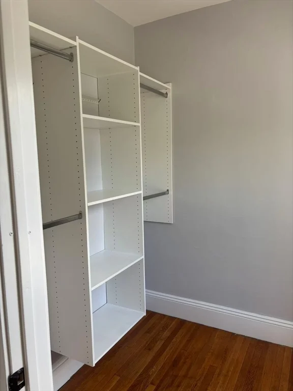 3 bed, 1 bath apartment for rent at 176 Chestnut St Unit 2, Waltham — photo 5 of 10