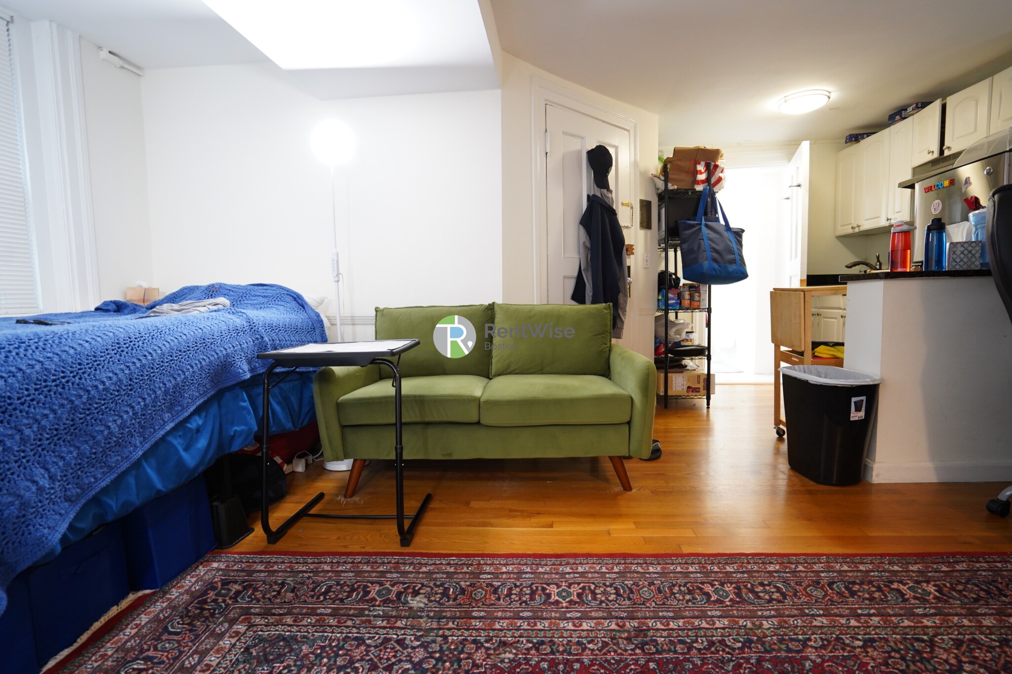 Studio bed, 1 bath apartment for rent at 176 Commonwealth Ave Unit 1, Back Bay — photo 4 of 12