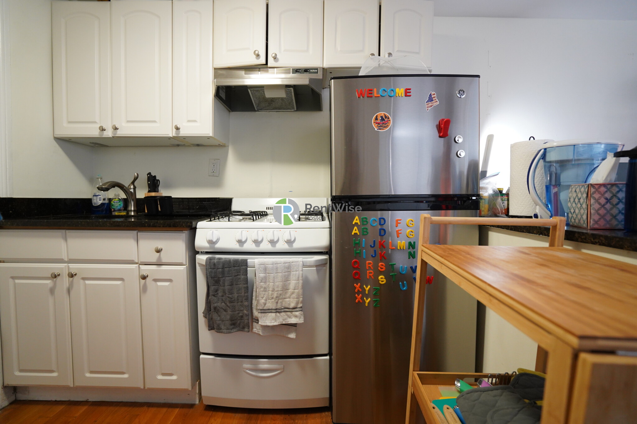 Studio bed, 1 bath apartment for rent at 176 Commonwealth Ave Unit 1, Back Bay — photo 7 of 12