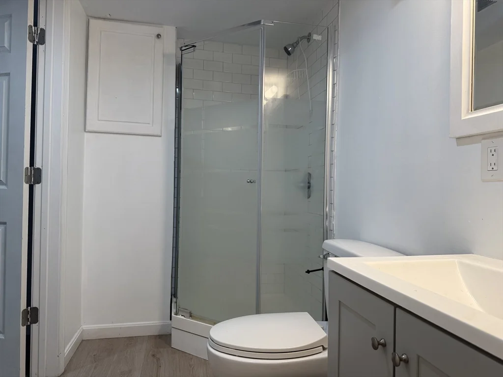 1 bed, 1 bath apartment for rent at 176 Court St Unit 10, Braintree Highlands — photo 4 of 8