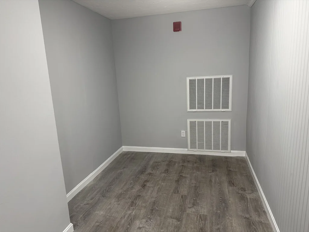 2 bed, 1 bath apartment for rent at 176 Court St Unit 4, Braintree Highlands — photo 17 of 19